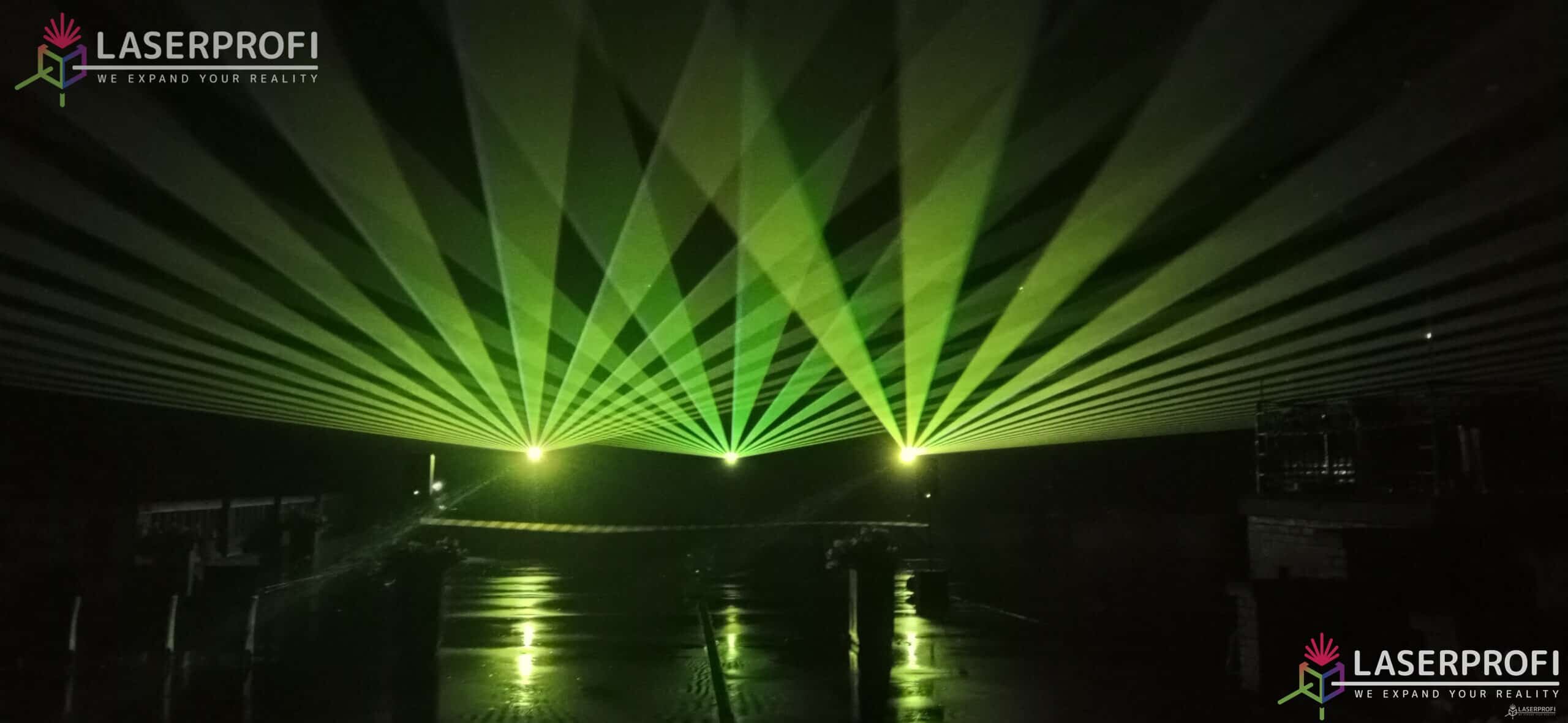 Lasery na evencie firmowym